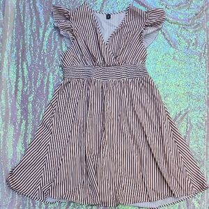 Women's Brown & White Striped Light Weight Dress! New! 2XL Curve